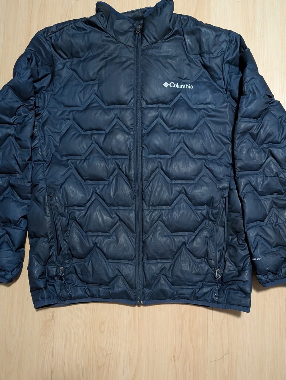 Columbia Men's Walker Mill Heat Seal Omni-Heat Down Jacket Medium Black Puffer